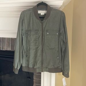 NWT Treasure and Bond Olive Jacket with 4 Pockets from Nordstrom.